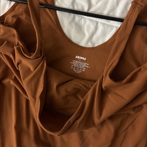 TWO SKIMS fits everybody square neck bodysuits - Picture 2 of 5